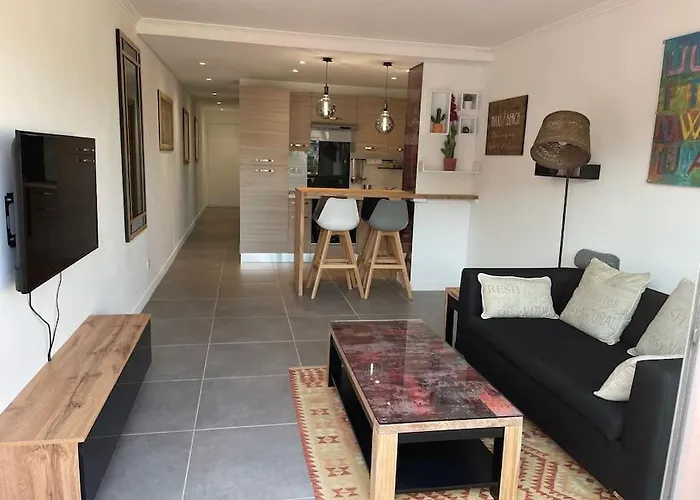 Superbe Appartement Terrasse Piscine Et Tennis